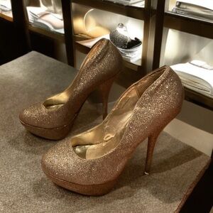 Forever 21 Gold Glitter Platform Heels Size 7.5 Sparkly Stiletto Party Shoes